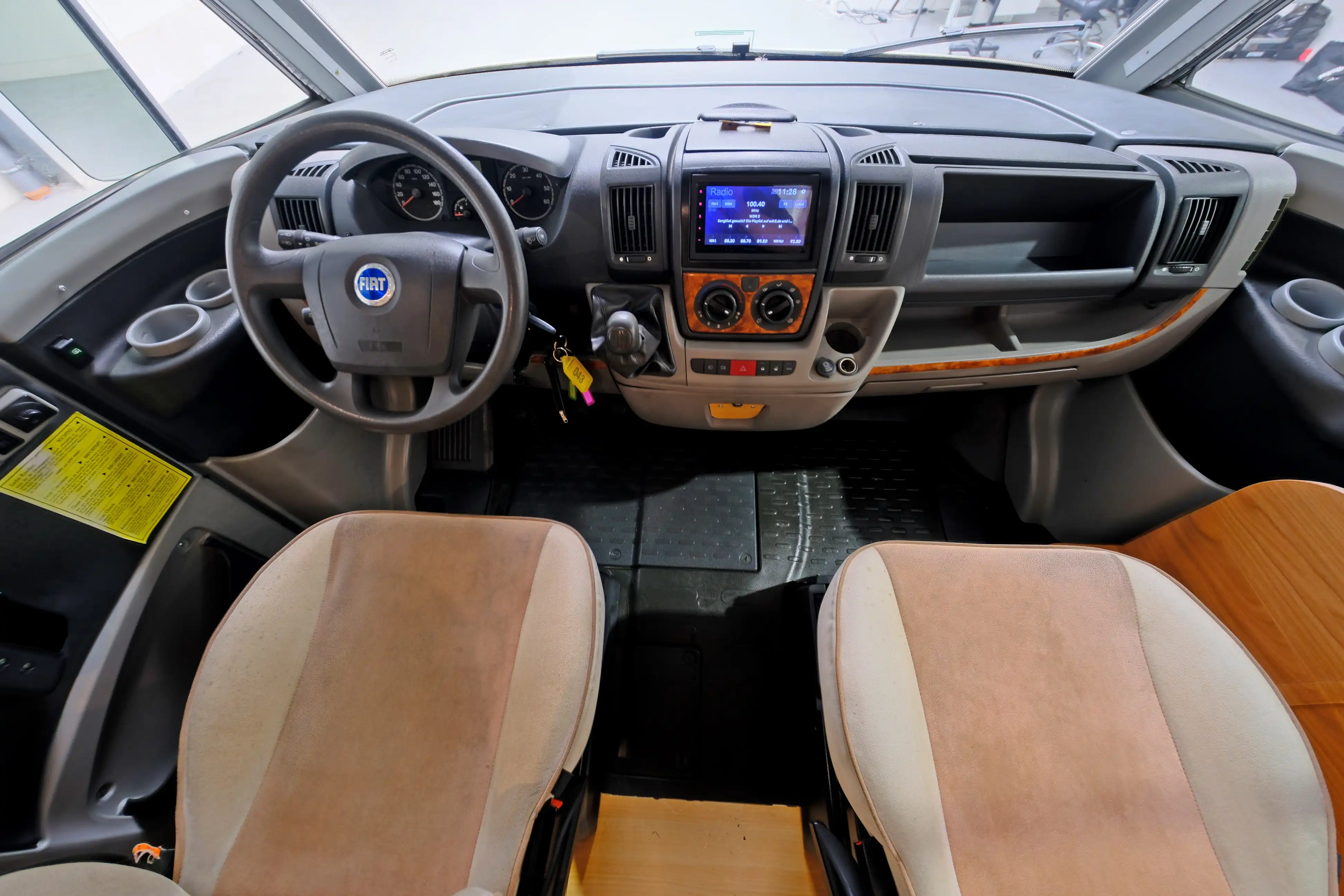 BUERSTNER I 660 Elegance